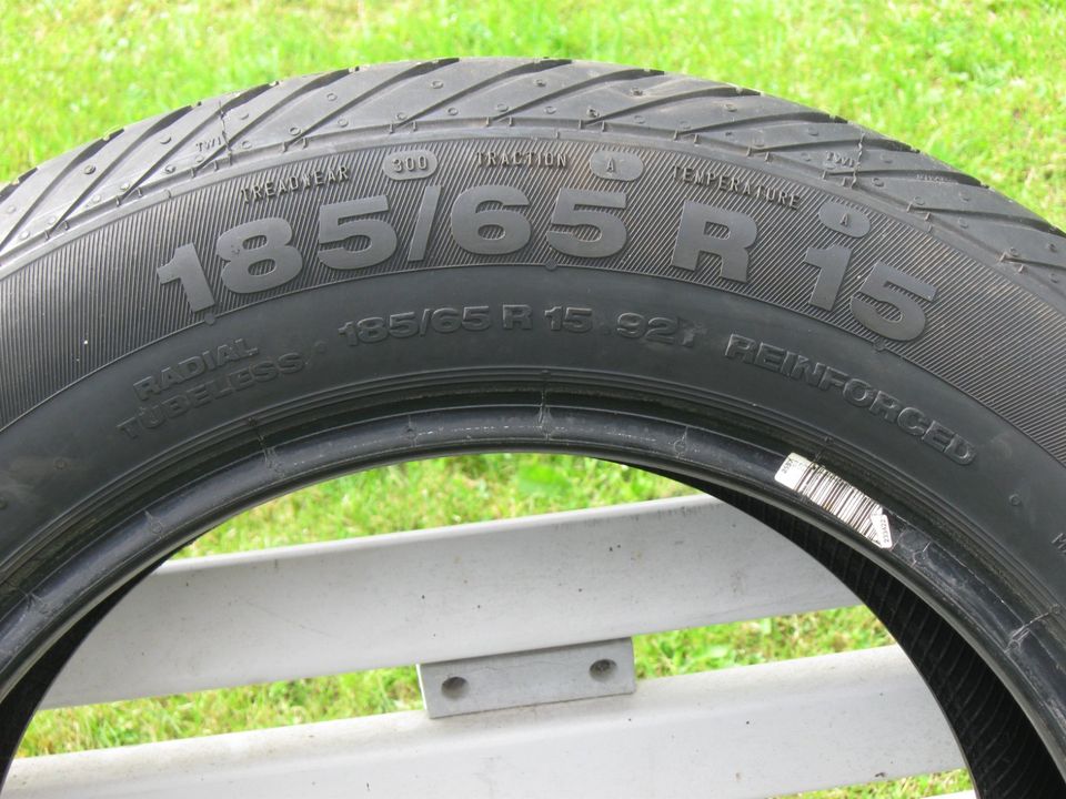 2x Sommerreifen 185/65R15 92T Continental Vanco Contact 2    7mm in Leichlingen