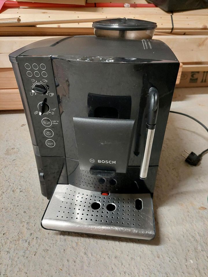 Kaffeevollautomat Bosch TES50159DE in Neuhausen