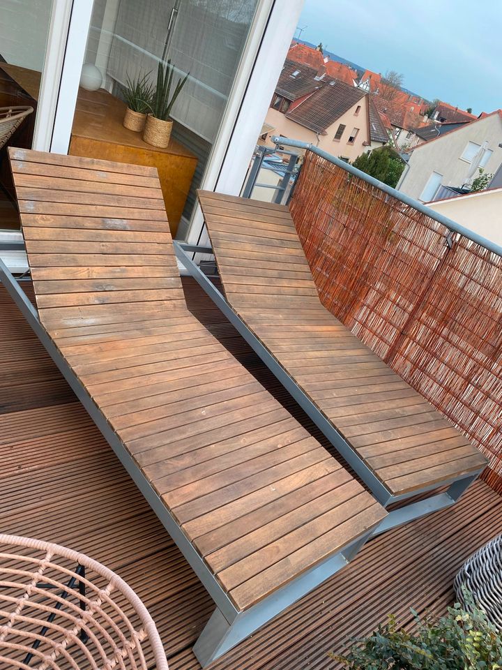 2x Sonnenliege Gartenliege Balkonliege Holz massiv m. Auflagen in Seligenstadt