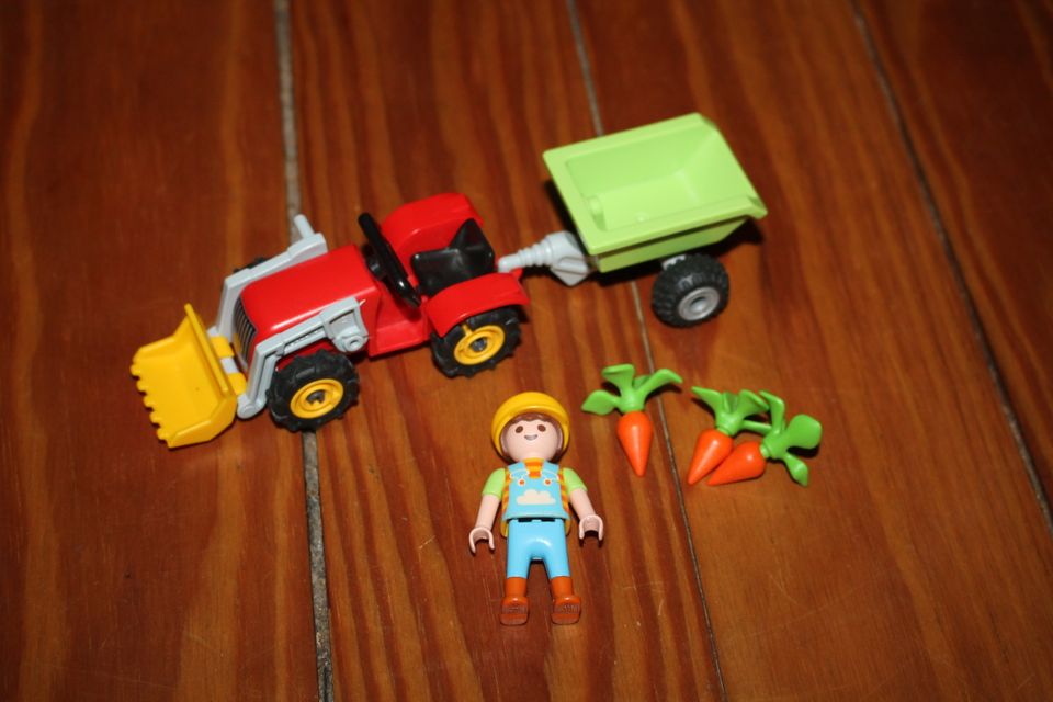 Playmobil Country 4943 Ostern Junge mit Traktor Kita Bauernhof Ki in Hamburg
