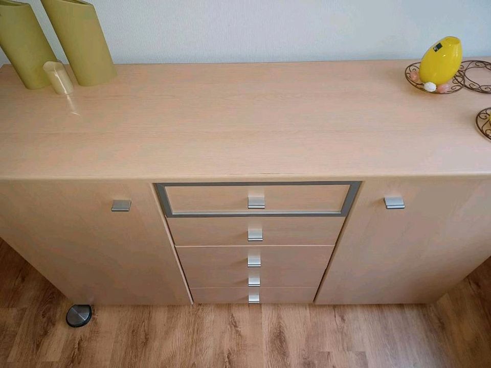 Schlafzimmer komplett /Bett, Kleiderschrank, Kommode /Board in Callenberg b Hohenstein-Ernstthal