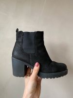 Vagabond Stiefel mit Absatz Grace 37 schwarz Schuhe Niedersachsen - Hambergen Vorschau