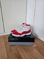 Nike Air Jordan 11 Cherry Gr. 42,5 | TOP Zustand | Nike | Jordan Nordrhein-Westfalen - Mechernich Vorschau