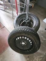 Stahlfelgen mit Winterreifen 215/60 R16 Nordrhein-Westfalen - Barntrup Vorschau