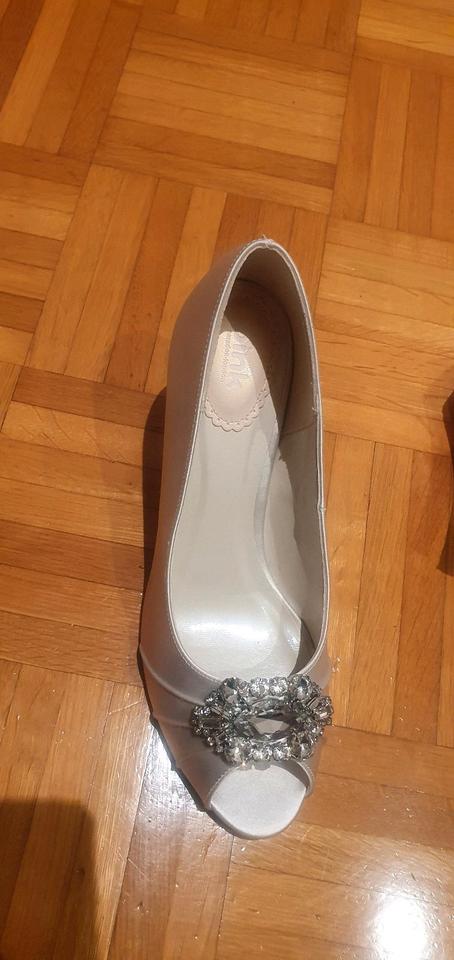 Brautschuhe Pink Paradox London Satin Pumps perlmut Gr.40 in Beilngries