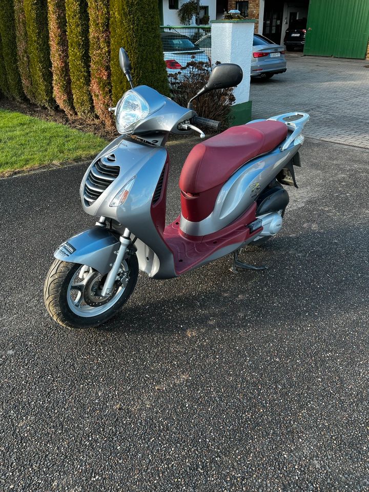 Honda PS125i Motorroller in Mechernich