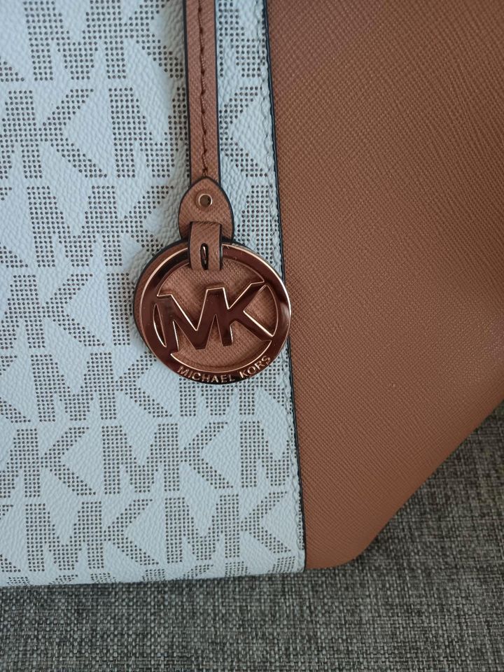 Michael Kors Handtasche in Parchim