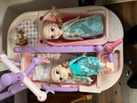 Biete hier ein Waschtisch mit zwei Elsa Puppen an Saarland - Schmelz Vorschau