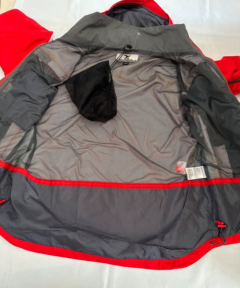 Salewa Herren Outdoor Wander Regen Jacke Gr.56 NEU in Stahnsdorf