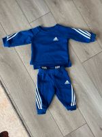 Baby Trainingsanzug Adidas Größe 62 Hessen - Melsungen Vorschau