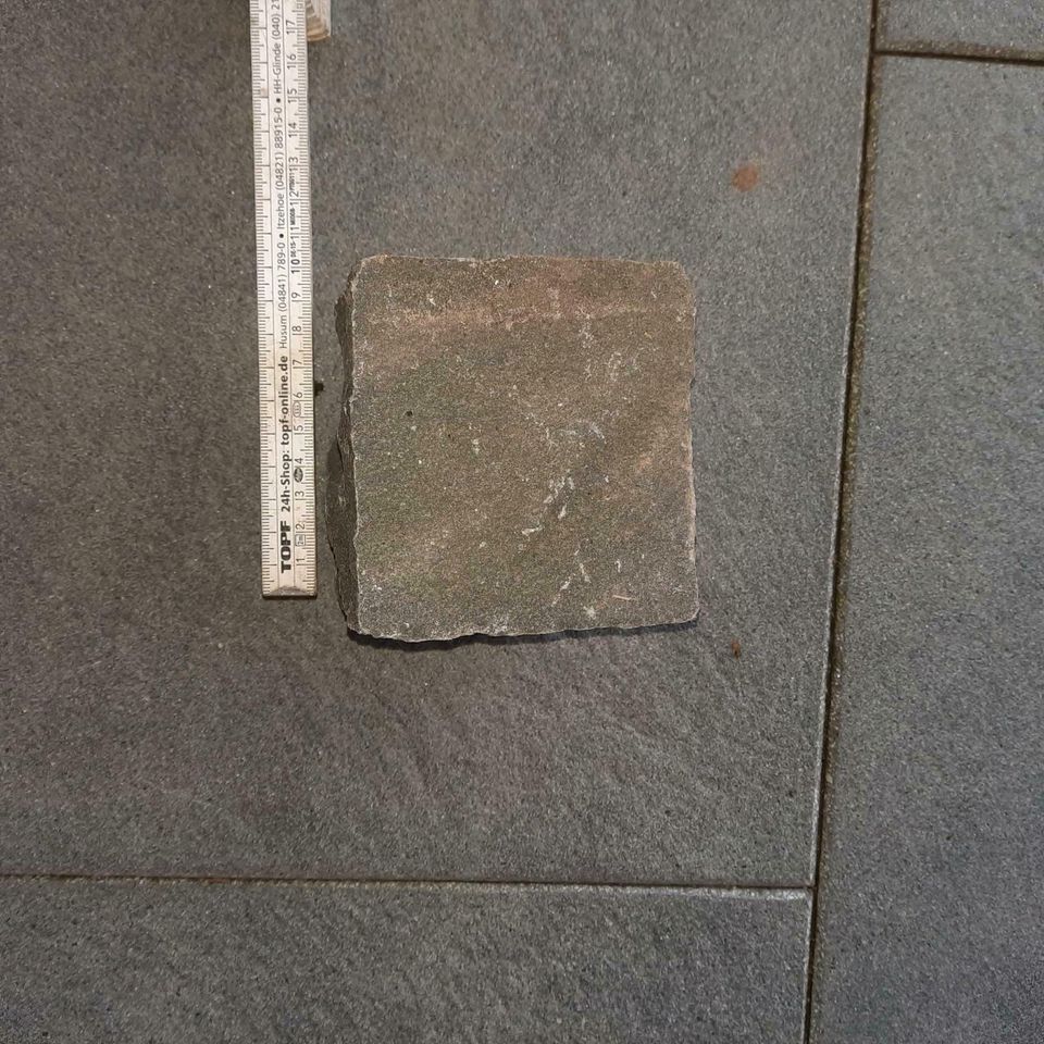 Basalt Kleinpflaster ca. 9cm x 9cm in Pahlen