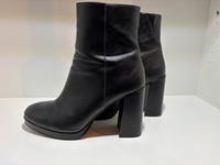 Steve Madden Stiefeletten Gr. 45 Niedersachsen - Holzminden Vorschau