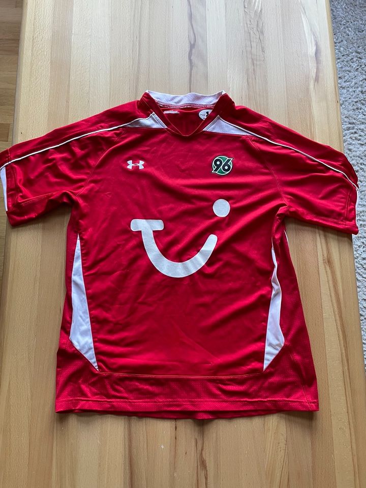 Hannover 96 Trikot Größe M in Hannover