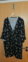Boohoo Gr 56 Damen Kleid schwarz Blumen kurzarm Sommerkleid Stoff Leipzig - Schönefeld-Abtnaundorf Vorschau