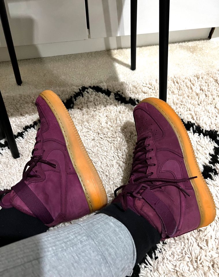 Nike Air Force Sneaker High Top 38,5 Max Dunk Jordan Bordeaux in Berlin