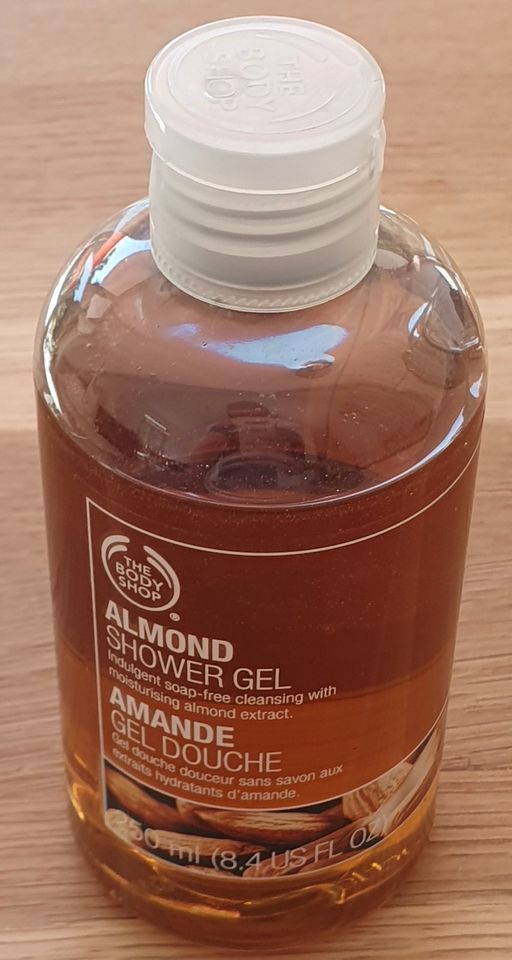 THE BODY SHOP - Duschgel / Shower gel - Almond / Mandel in Kochel am See