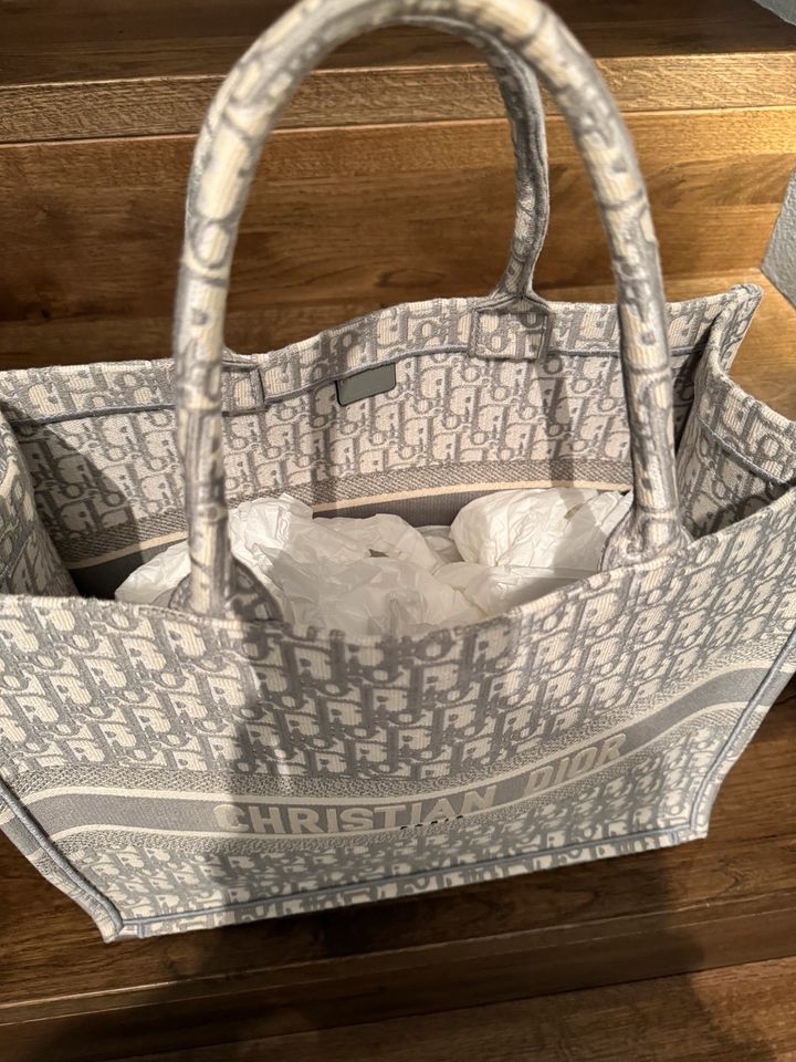 Original Dior Tote Bag Tasche grau , groß in Wickede (Ruhr)