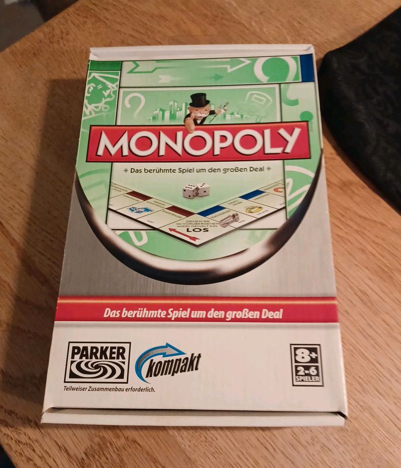 Monopoly Kompakt NEU in Siegbach