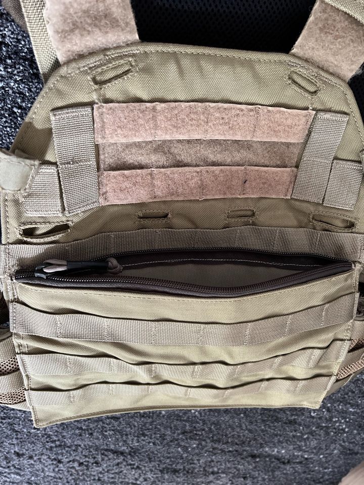 High Ground Gear Plate Carrier DEVGRU KSK in München