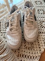 Nike Air ➡️ Sportschuhe gr 40 Hessen - Großenlüder Vorschau