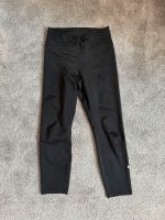 Nike Leggings Damen schwarz XS 7/8 länge Bayern - Bergrheinfeld Vorschau