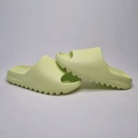 Adidas Yeezy Slide Glow Green Sneaker grün EU 43 | 44 1/2 | 46 Dortmund - Innenstadt-West Vorschau