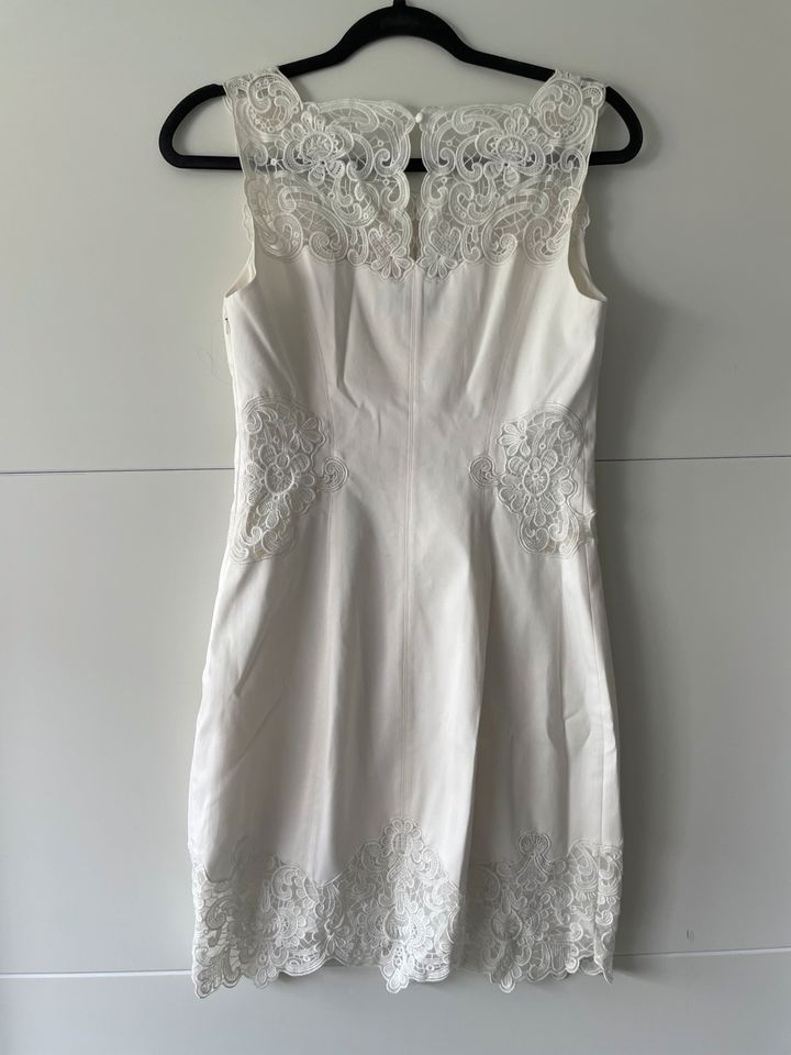 Karen Millen Kleid Standesamt Stickerei Weiß S M 36 38 UK 10 in Neu Ulm