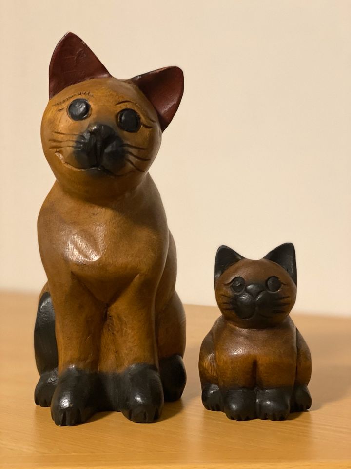 2 Holz Katzen groß und klein Deko Akazie in Berlin