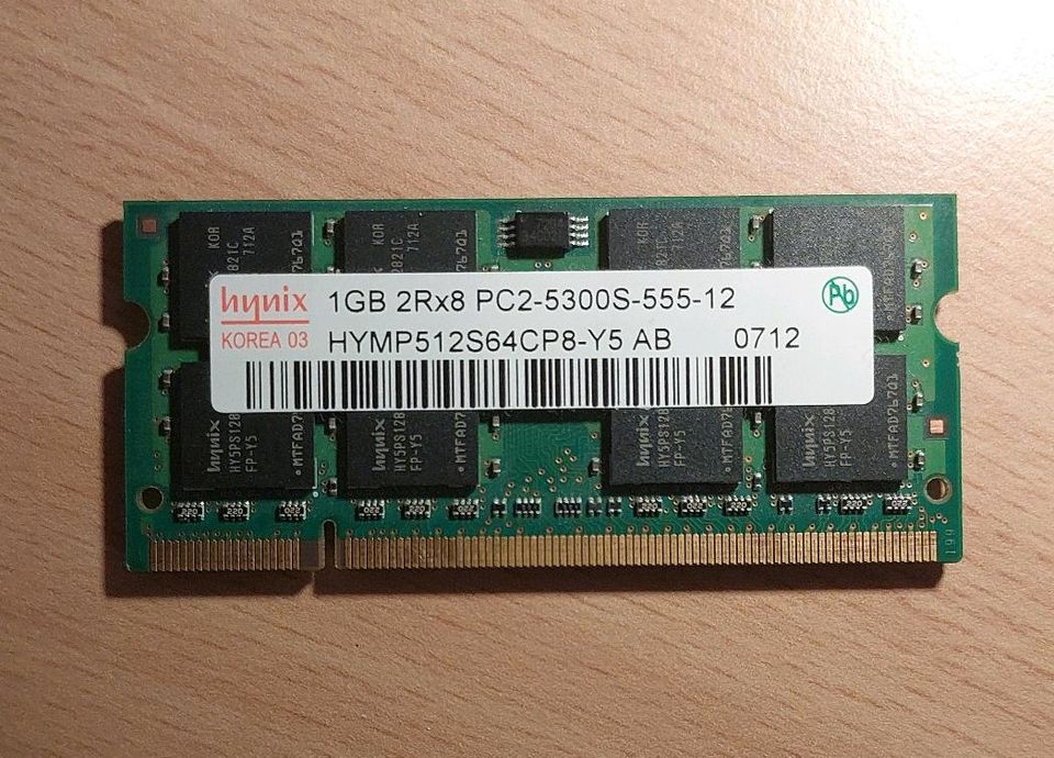 Arbeitsspeicher für Laptop DDR2 (RAM) 2 x 1Gb 2Rx8-PC2- 5300S in Tübingen