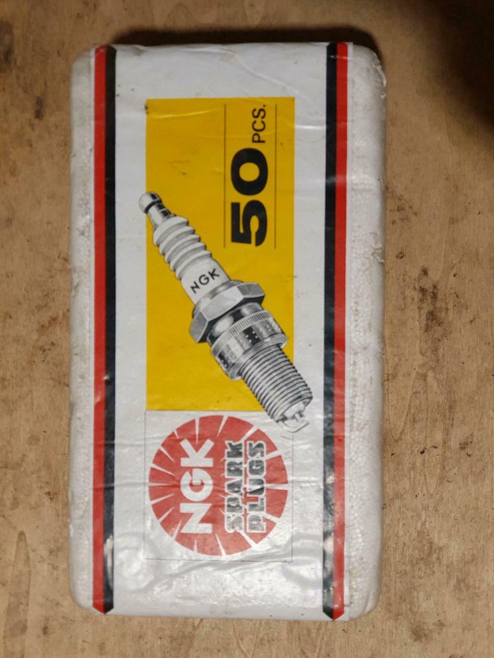 NGK Zündkerze BR9HS 42Stück Spark Plug in Kaltensundheim