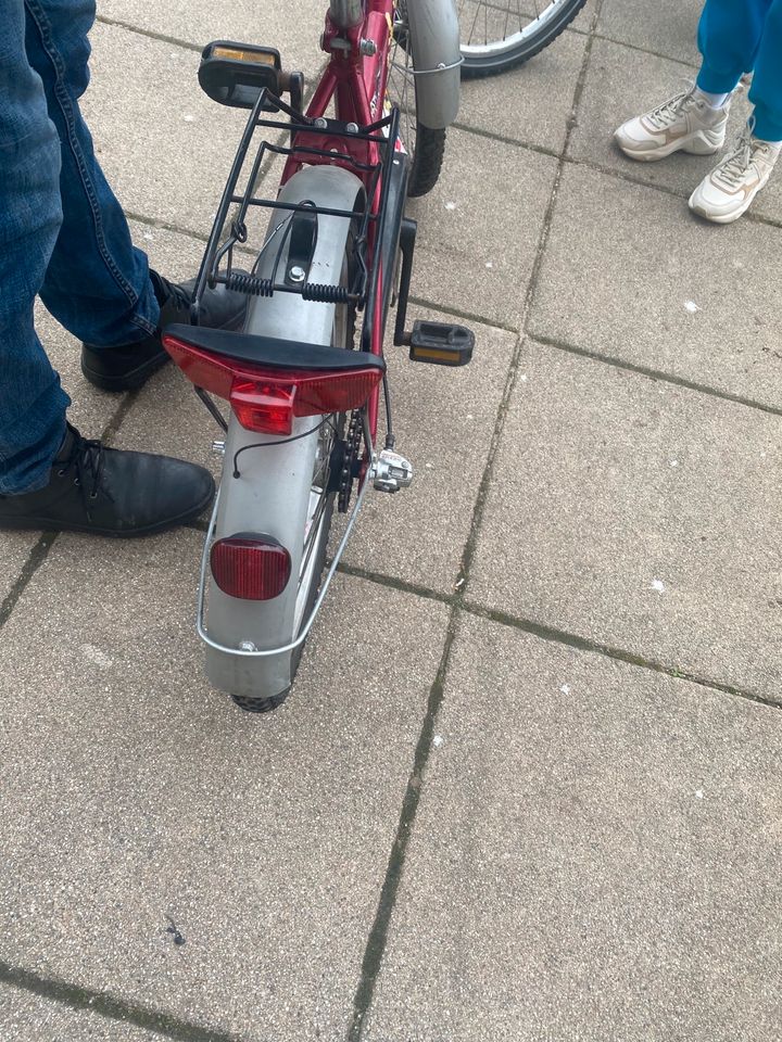 Kinder Fahrrad Mädchen oder Junge Rot in Rostock