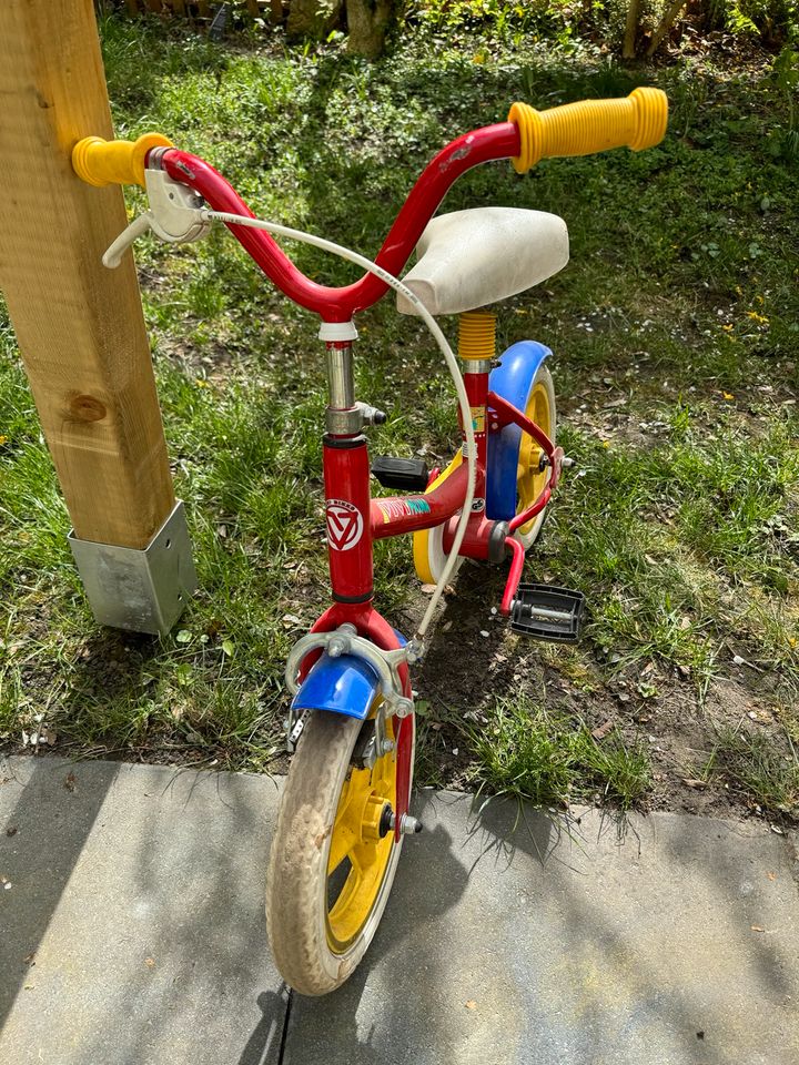 Kinderfahrrad 12 Zoll Vollgummireifen selten in Pirna