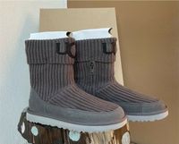 UGG Stiefel Größe 39 in grau NEU Saarland - Schwalbach Vorschau