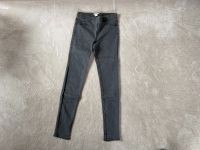 H&M Jeans Hose Jeggins Mädchen Damen Gr. 36 / S grau neuwertig Niedersachsen - Seesen Vorschau