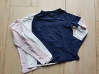 3 Langarmshirts / Shirts von H&M im Set, Gr. 122/128 Hessen - Schwalbach a. Taunus Vorschau