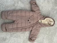 Baby-Overall H&M Größe 62, 2-4 Mo. (dunkelbeige) Feldmoching-Hasenbergl - Feldmoching Vorschau