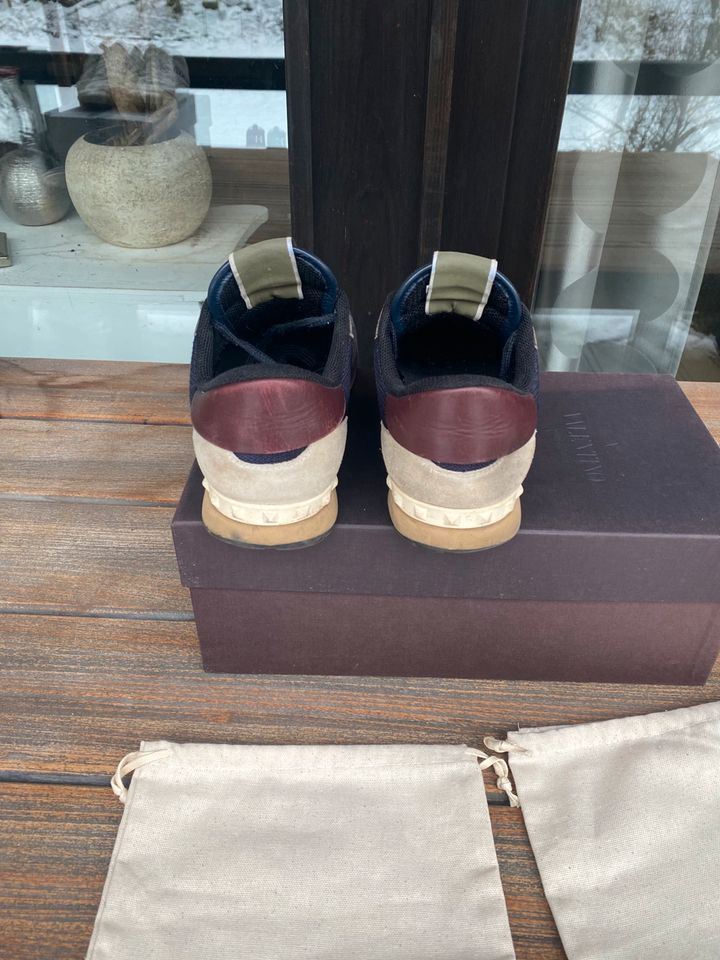 Sehr schöne Valentino, Garavani Sneakers blau beige rot 42 in Fischbach (Kreis Kaiserslautern)