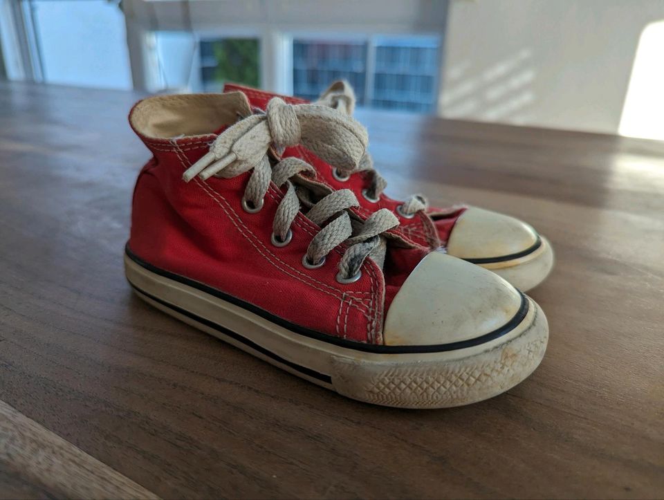 Chucks Converse Allstar rot 25 Kinder Schuhe in Hockenheim