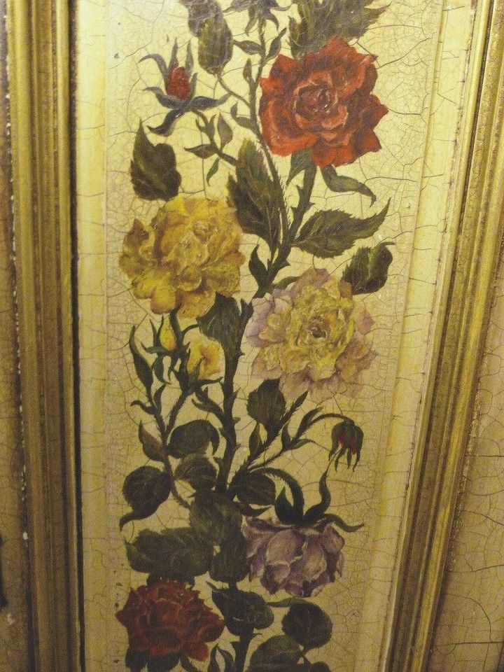 Antiker Bauernschrank mit floralen Motiven, ca. 230 Jahre alt in Dortmund