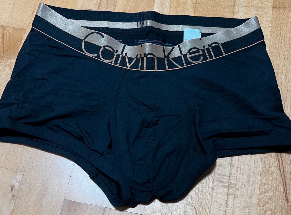 Calvin Klein Steel Boxershorts Sonderedition in M in schwarz gold in Pattensen