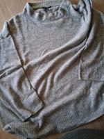 Neuer Kuschelpullover Gr. 56/58 Hessen - Wehretal Vorschau