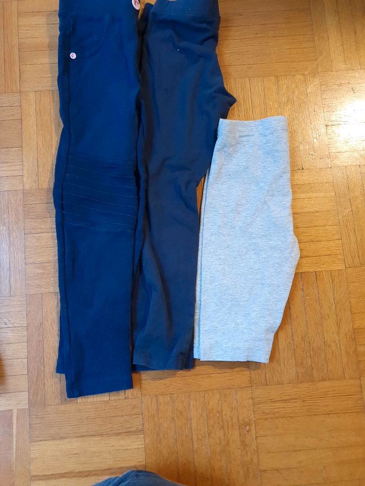 Set Hosen Paket Jeans Leggins  Strumpfhosen 104 9 Teile in Berlin