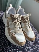 Graceland Sportschuhe sneaker Schuhe Damen gr. 41 guter Zustand Niedersachsen - Garbsen Vorschau