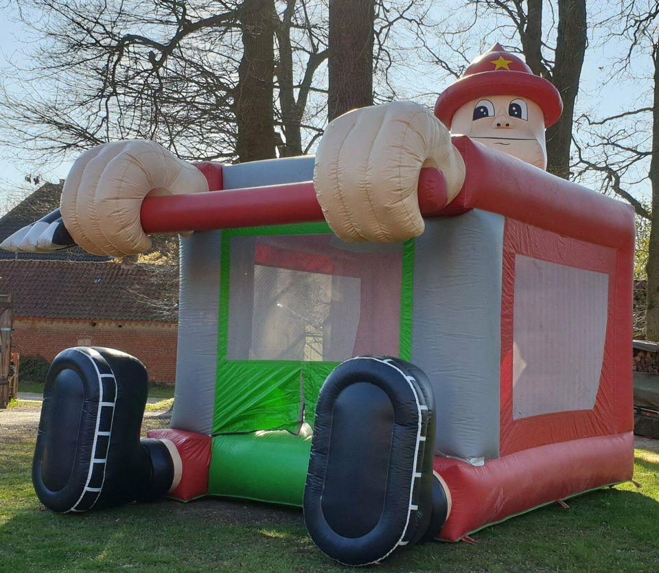 Hüpfburg mieten Feuerwehr zu vermieten Hüpfburgen Komplettes WE in Uelzen