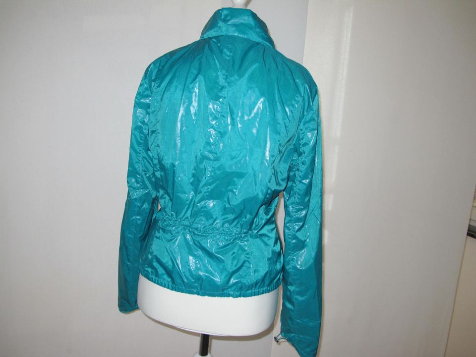 Jacke ARMANI JEANS AJ Gr. M Gr. 40 Regenjacke grün NEU! in Köln