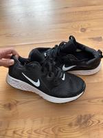 Nike sneaker Schuhe 40 Unisex Baden-Württemberg - Trossingen Vorschau