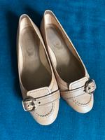 Tod‘s Ballerinas 37 beige München - Bogenhausen Vorschau