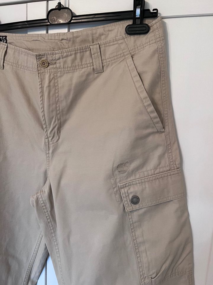 Timberland Hose Chinos Gr. 36 in Velbert