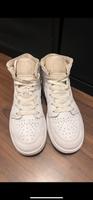 Nike Jordan weiß 37,5 Nordrhein-Westfalen - Neuss Vorschau