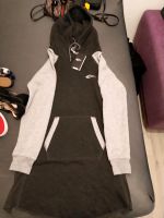 Hoodie Kleid von fishbone in grau schwarz gr m/l Nordrhein-Westfalen - Paderborn Vorschau